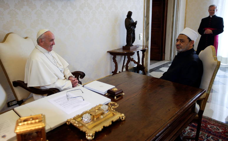 Pope Francis talks with Ahmad el-Tayeb, grand imam of Egypt's al-Azhar mosque and university, during a private meeting at the Vatican May 23. (CNS/Max Rossi, Reuters)
