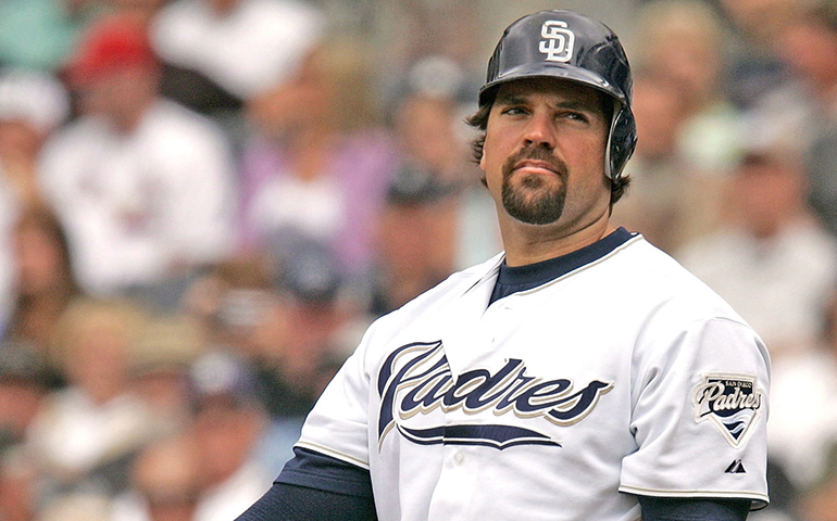 Mike Piazza is seen in San Diego in this 2006 file photo. (CNS/Jack Smith, EPA)