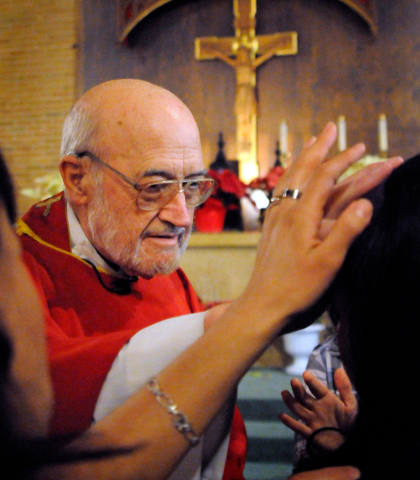 Msgr. Marvin Mottet, pictured in a 2012 photo, died , died at age 86 Sept. 16 in Davenport, Iowa. He was former executive director of the U.S. bishops' Catholic Campaign for Human Development. (CNS files)