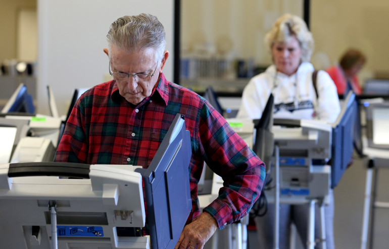 Voters cast ballots in Cleveland as early absentee voting began Oct. 12 ahead of the Nov. 8 U.S. presidential election. (CNS/Reuters/Aaron Josefczyk)