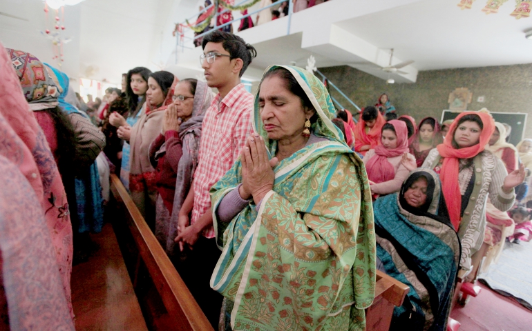 Christians pray during Mass at Our Lady of Fatima Church in Islamabad in December 2016. (CNS/Reuters/Faisal Mahmood)