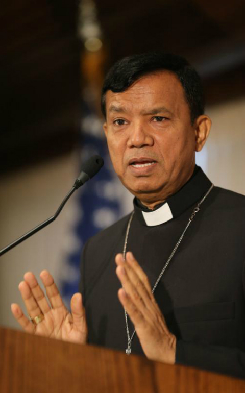 Archbishop Sebastian Shaw of Lahore, Pakistan, speaks during an April 20 forum at the National Press Club in Washington. (CNS photo/Bob Roller)