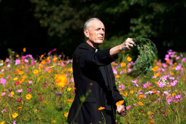 Bishop Howard J. Hubbard of Albany, N.Y., blesses Kateri Meadow Natural Burial Preserve, a green burial ground. (Photo courtesy of Albany Diocesan Cemeteries)
