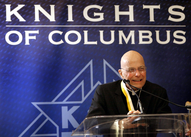 Cardinal Francis George, retired archbishop of Chicago, speaks to media Jan. 30 in Chicago after receiving the Gaudium et Spes Award. (CNS/Catholic News World/Karen Callaway)