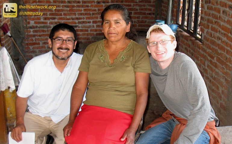 Alejandro Olayo-Méndez, SJ and Bryan Norton, SJ on the migration corridor