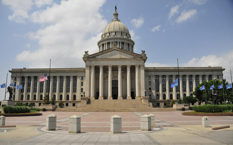 The Oklahoma state Capitol building (Photo courtesy of Serge Melki via Flickr)