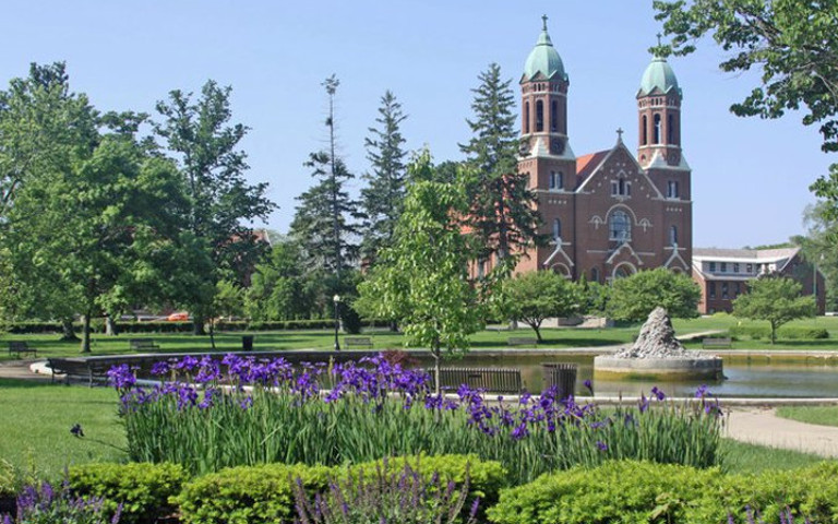 The chapel building of Saint Joseph's College in 2011. (Wikimedia Commons/Tim McFarland)