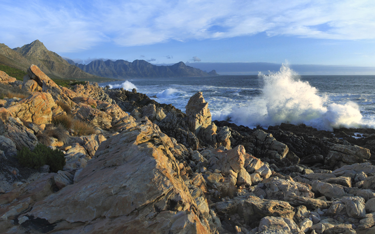 The coastline of False Bay in South Africa (Newscom/imageBROKER/Michael Müller)