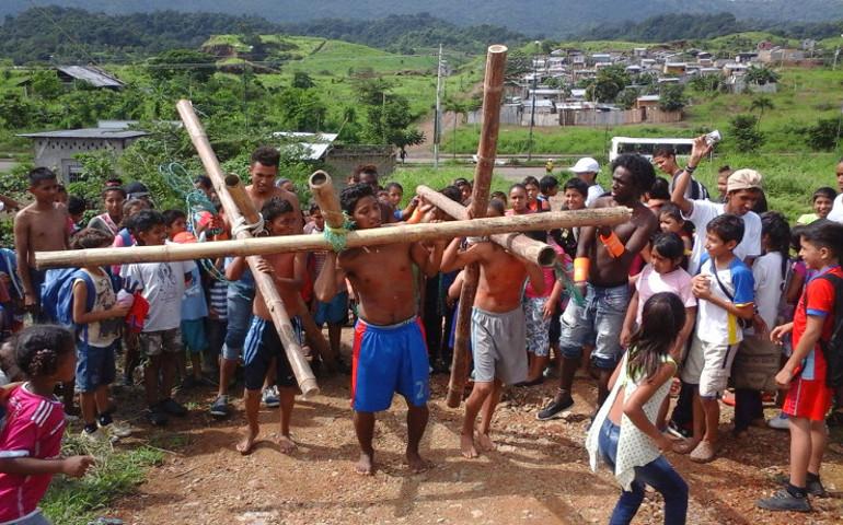 A Way of the Cross procession in Guayaquil, Ecuador, in April 2015 (Megan Radek)
