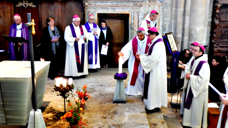 The Swiss bishops, religious superiors and a delegation of victims of clergy sex abuse participate in a penitential service at Valère Basilica in Sion, Switzerland, Dec. 5. (Courtesy of the Swiss Bishops' Conference)