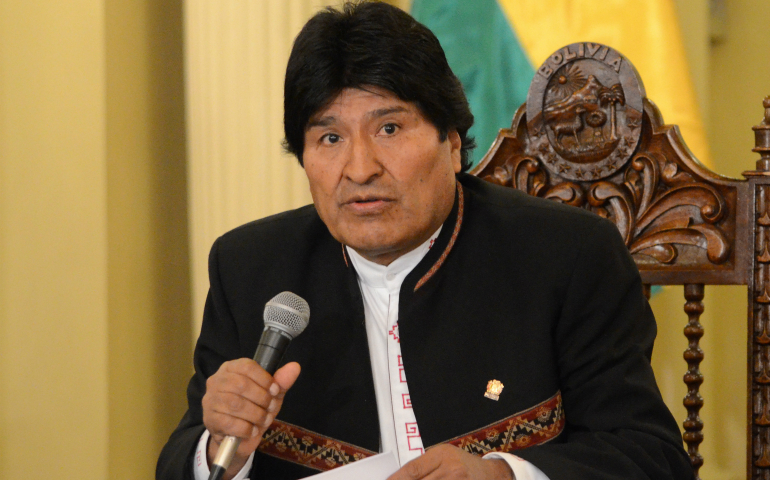 Bolivian President Evo Morales speaks during a May 10 news conference in La Paz. Morales has asked Pope Francis to intervene in the case of nine Bolivians who were imprisoned in neighboring Chile. (CNS photo/Bolivian Information Agency via EPA)