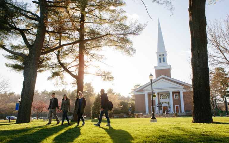 Students walk through campus at Gordon College during the spring of 2016. (Mark Spooner/Gordon College)