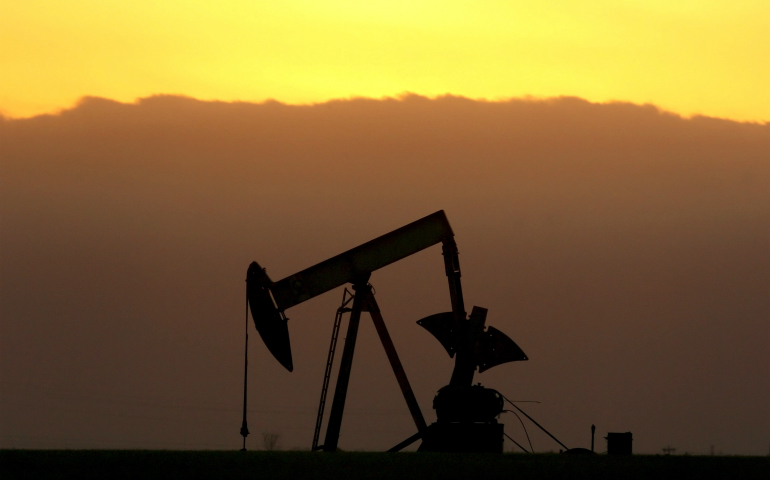 An oil well is seen near Ponca City, Okla., in this 2007 file photo. (CNS Larry W. Smith, EPA)