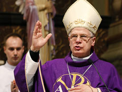 Archbishop Jozef Michalik of Przemysl, Poland, gives the final blessing during Mass at Holy Trinity Polish Mission in Chicago in April 2011. (CNS/Karen Callaway)
