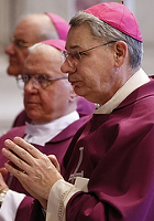 Kansas City-St. Joseph, Mo., Bishop Robert W. Finn concelebrates Mass March 12 with other bishops during "ad limina" visits to the Vatican. (CNS photo /Paul Haring)