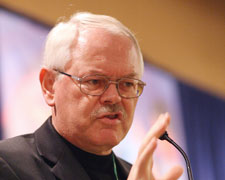 Fr. Ron Rolheiser (CNS/Nancy Wiechec)