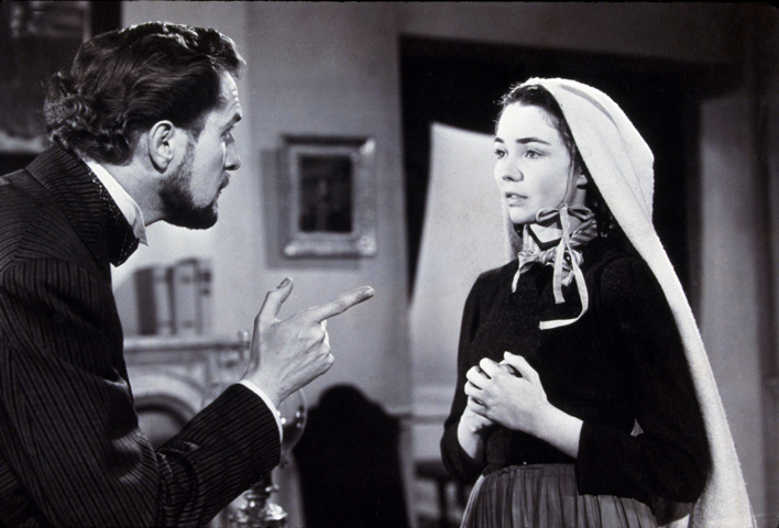 Vincent Price and Jennifer Jones in "The Song of Bernadette" (Newscom/SNAP/REX)