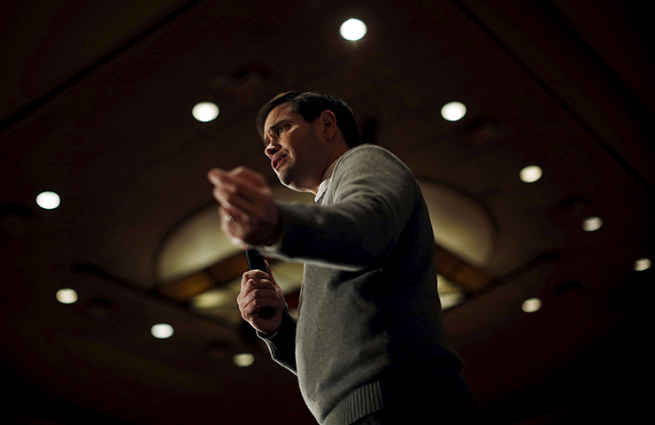 U.S. Republican presidential candidate Marco Rubio speaks at a campaign event in Coralville, Iowa, on January 18, 2016. (Reuters/Jim Young)