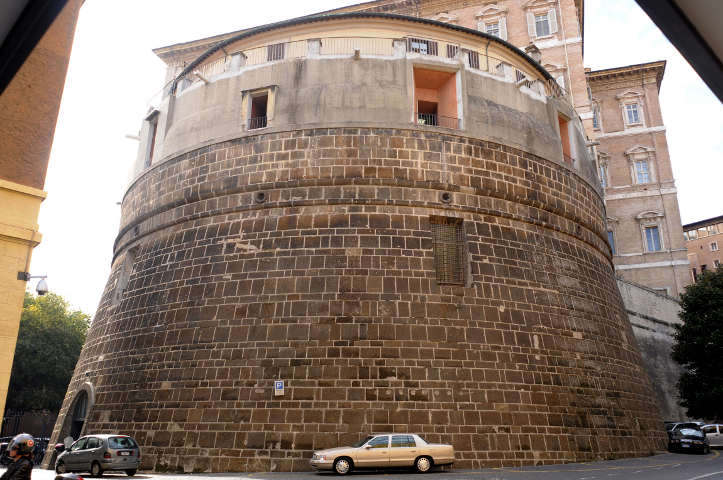 The Institute for the Works of Religion, popularly known as the Vatican bank, is seen in a 2009 photo.(CNS)