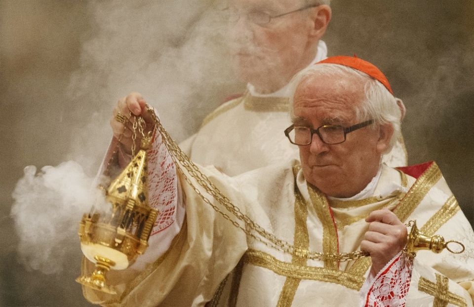 Cardinal Antonio Cañizares Llovera uses incense during a solemn pontifical Mass in the extraordinary form at the Basilica of St. John Lateran in Rome in a 2010 file photo. (CNS/Paul Haring)