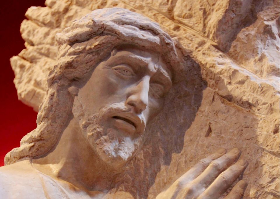 Jesus is depicted in a life-size Way of the Cross by stone carvers from the Artesanos Don Bosco in Huaraz, Peru. (CNS/Barbara Fraser)