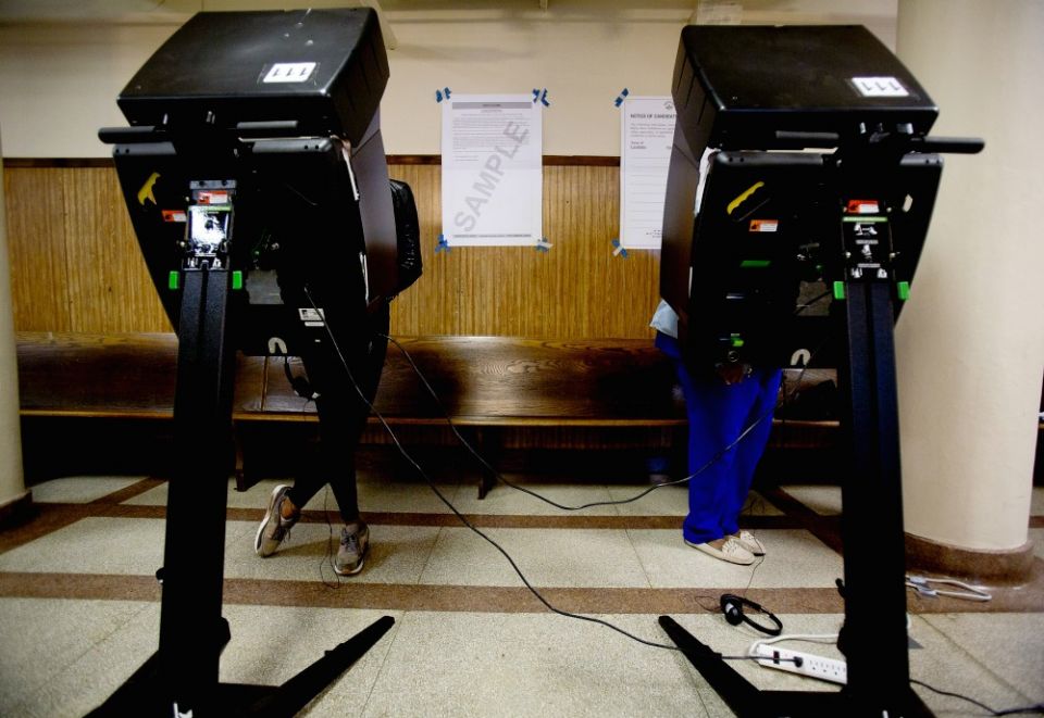People vote in the John Bailey Room at St. Francis Xavier Church in Washington, D.C., Nov. 8, 2016. (CNS/Tyler Orsburn) People vote in the John Bailey Room at St. Francis Xavier Church in Washington, D.C., Nov. 8, 2016. (CNS/Tyler Orsburn)