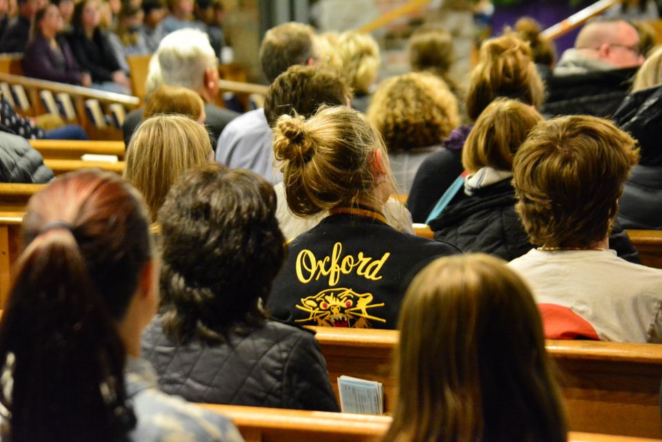 Oxford High School students and staff attend Mass Nov. 30, 2021, at St. Joseph Church in Lake Orion, Mich. (CNS photo/Michael Stechschulte, Detroit Catholic)