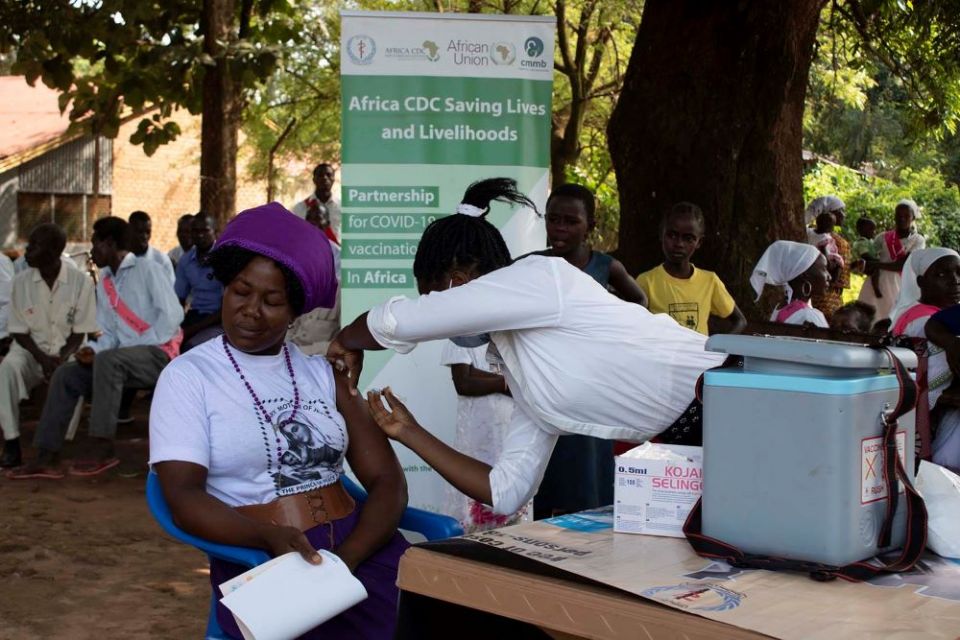 In partnership with the Africa Centers for Disease Control and Prevention, the Catholic Medical Mission Board administers COVID-19 vaccinations in South Sudan. CMMB provides medical and development aid to areas affected by poverty and unequal access. 