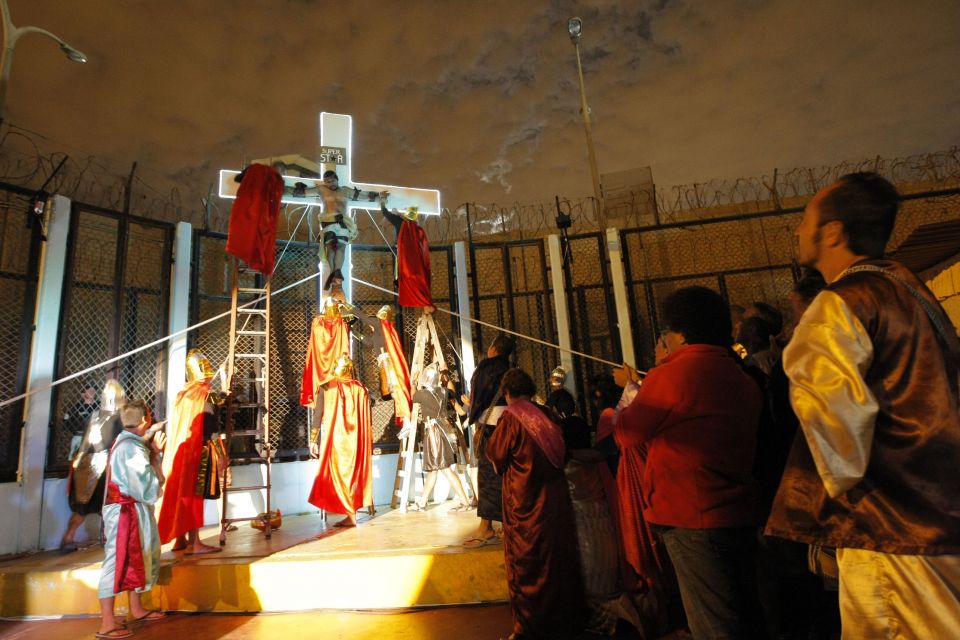 Inmates perform Jesus Christ Superstar inside the Sarita Colonia prison in Callao, Peru, Tuesday, April 15, 2014. Domestic and foreign prisoners put on the play for an audience of prison authorities during Holy Week for the third year in a row. (AP Photo/ Inmates perform Jesus Christ Superstar inside the Sarita Colonia prison in Callao, Peru, Tuesday, April 15, 2014. Domestic and foreign prisoners put on the play for an audience of prison authorities during Holy Week for the third year in a row. (AP Photo/