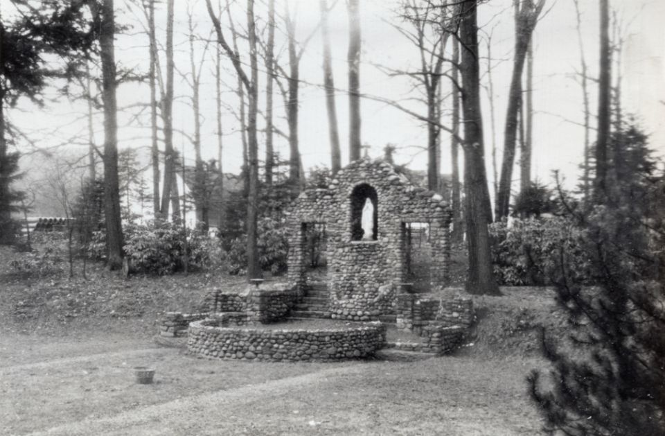 St. Bonaventure's Grotto of Our Lady of Lourdes, noted as a place for contemplation, was built by seminarians in 1925. (Naomi Burton Stone) St. Bonaventure's Grotto of Our Lady of Lourdes, noted as a place for contemplation, was built by seminarians in 1925. (Naomi Burton Stone)