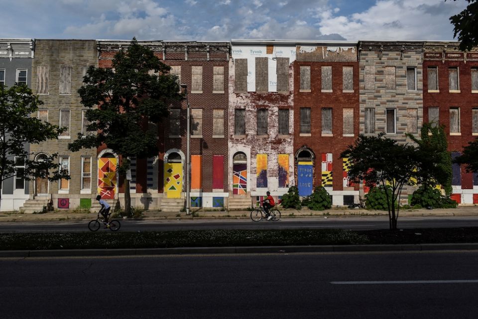 Boarded-up and abandoned row houses in Baltimore, seen May 26, 2019 (CNS/Reuters/Stephanie Keith)