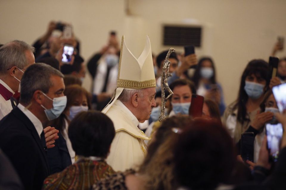 Pope Francis arrives to celebrate Mass at St. Joseph Chaldean Catholic Cathedral in Baghdad March 6, 2021. (CNS/Paul Haring) Pope Francis arrives to celebrate Mass at St. Joseph Chaldean Catholic Cathedral in Baghdad March 6, 2021. (CNS/Paul Haring)