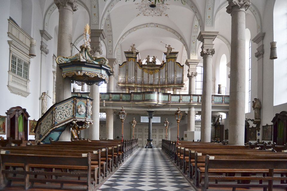 Interior of the Church of St. Maximilian in Düsseldorf, Germany (Wikimedia Commons/Maxplatz) Interior of the Church of St. Maximilian in Düsseldorf, Germany (Wikimedia Commons/Maxplatz)