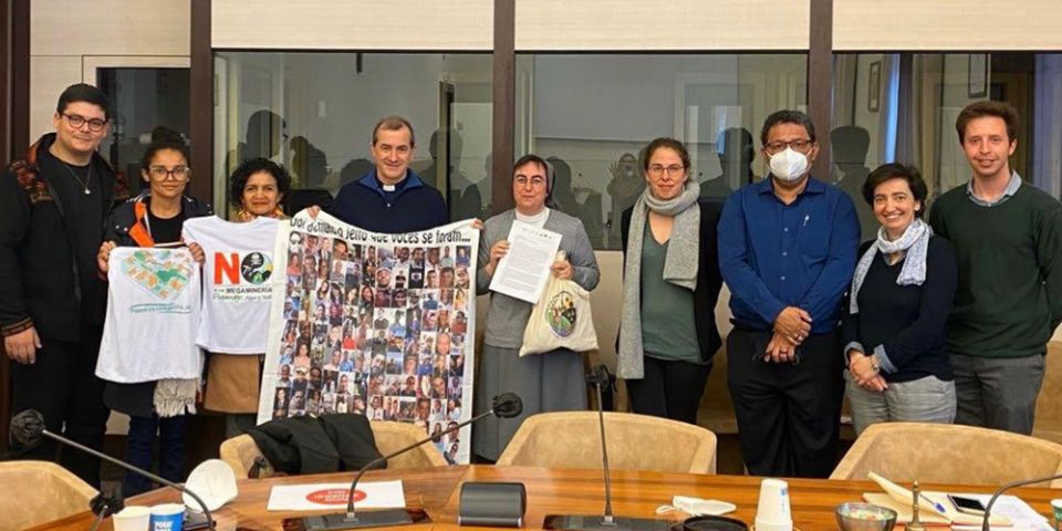 Members of the delegation at the Dicastery for Promoting Integral Human Development, with Sr. Alessandra Smerilli, center, interim secretary of the dicastery (Courtesy of Guilherme Cavalli)