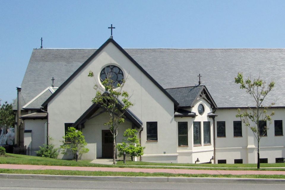 St. Therese of Lisieux Church in Montauk, New York (Wikimedia Commons/Beyond My Ken)