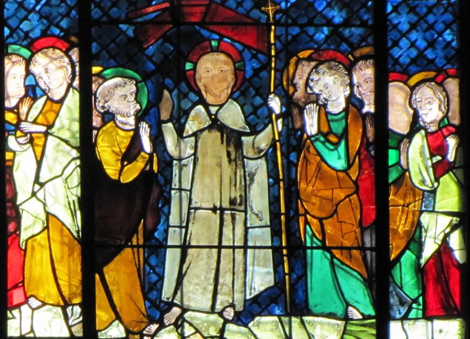 The risen Christ appears to his disciples, stained glass in Notre Dame Cathedral of Strasbourg, France (Wikimedia Commons/Ralph Hammann)