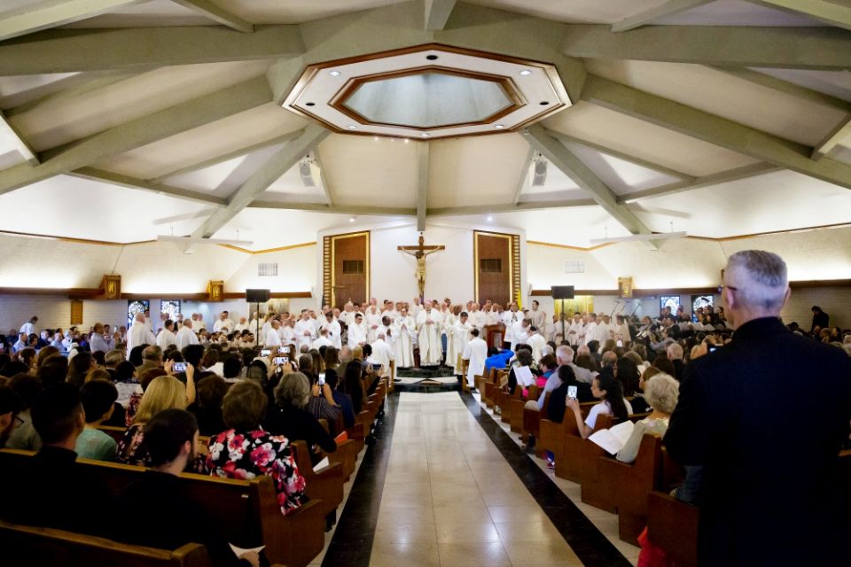 The ordination Mass for the Jesuits' West Province is celebrated June 9 at Our Lady of Mount Carmel Parish in San Ysidro, California. (Jon Rou) The ordination Mass for the Jesuits' West Province is celebrated June 9 at Our Lady of Mount Carmel Parish in San Ysidro, California. (Jon Rou)