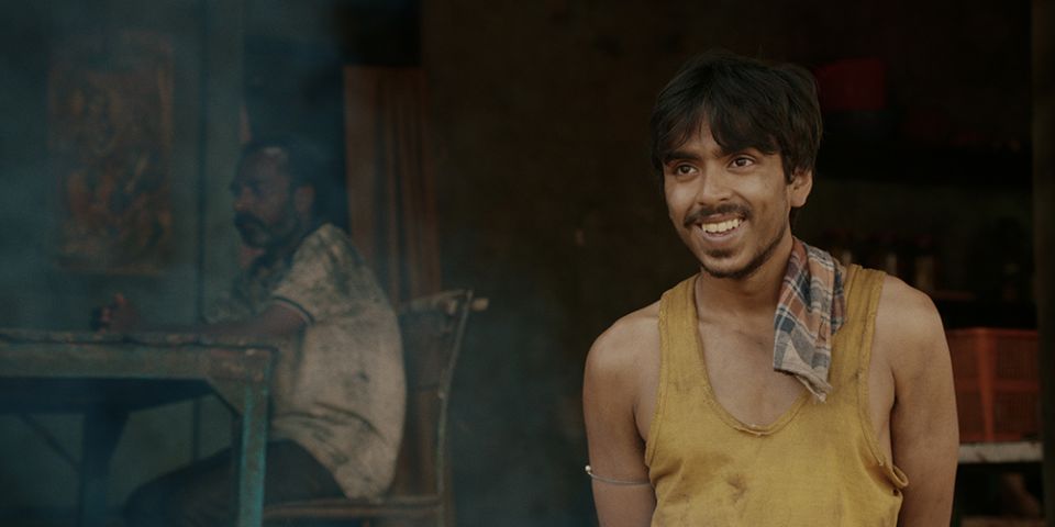 Adarsh Gourav as Balram in "The White Tiger" (Netflix ©2021) Adarsh Gourav as Balram in "The White Tiger" (Netflix ©2021)