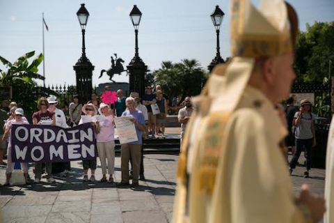 Supporters of women's ordination gather in Jackson Square in New Orleans outside the St. Louis Cathedral during the archdiocese's ordination ceremony for new priests in June 2015. (Gabriela Arp) Supporters of women's ordination gather in Jackson Square in New Orleans outside the St. Louis Cathedral during the archdiocese's ordination ceremony for new priests in June 2015. (Gabriela Arp)