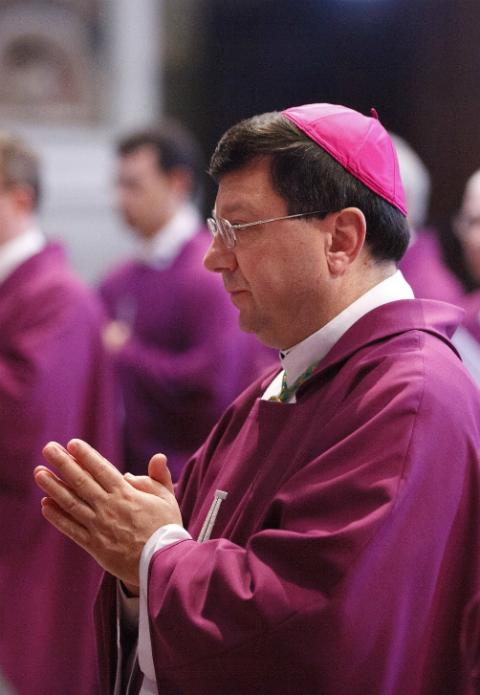 Bishop Lee Piché, then auxiliary of the St. Paul-Minneapolis Archdiocese, at the Vatican in 2012 (CNS/Paul Haring)