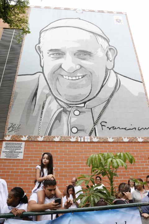 A mural of Pope Francis is seen in Medellín, Colombia, near Hogar San José children's home, which the pope visited Sept. 9, 2017. (CNS/Paul Haring)