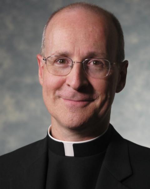 Jesuit Fr. James Martin (CNS/Courtesy of America) Jesuit Fr. James Martin (CNS/Courtesy of America)
