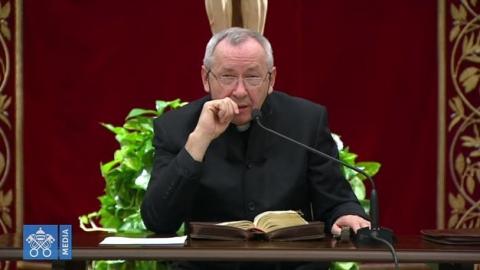 A screengrab shows Jesuit Fr. Marko Rupnik giving a Lenten meditation from the Clementine Hall at the Vatican in this March 6, 2020, file photo. (CNS photo)