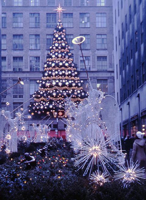 The Rockefeller Center Christmas tree is pictured in 1970 in New York (Wikimedia Commons/Phillip Capper from Wellington, New Zealand, CC BY 2.0)
