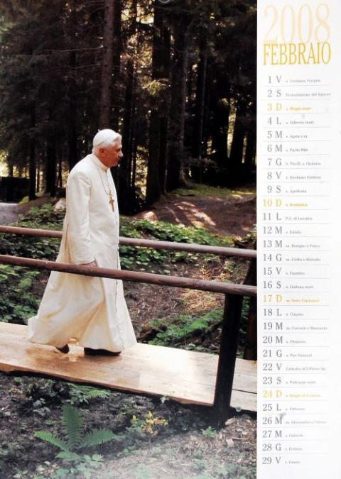 Pope Benedict walking outside 