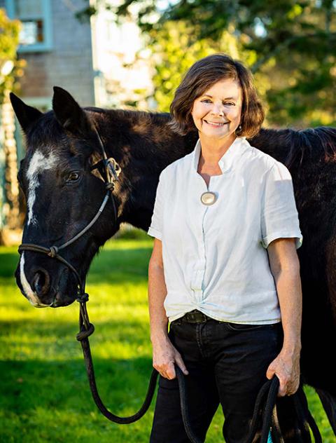 Geraldine Brooks, author of the novel Horse (Courtesy of geraldinebrooks.com)