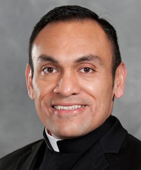 Paulist Fr. René Constanza (CNS/Courtesy of Paulist Fathers)