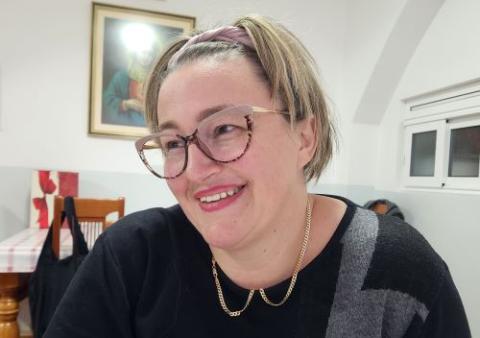 Kristina Pehar trabaja como terapeuta en un refugio y hogar para madres solteras y mujeres que han sufrido violencia doméstica, apoyado por las Hermanas Escolares de San Francisco de Cristo Rey en Medjugorje. (Foto: GSR/Chris Herlinger)