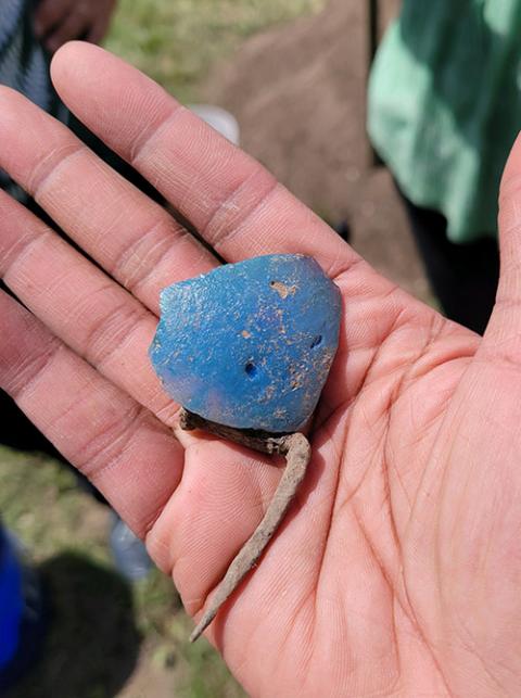 Glass found at the St. Inigoes dig site in Maryland 17th-century blue fired glass found at the St. Inigoes dig site in Maryland (Robin Proudie)