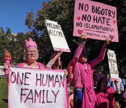 Protesters gather for the #NoMuslimBanEver March in Washington's Lafayette Square Park on Oct. 18. (RNS/Chris Mathews) Protesters gather for the #NoMuslimBanEver March in Washington's Lafayette Square Park on Oct. 18. (RNS/Chris Mathews)
